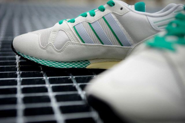 Adidas zx clearance 710 white green