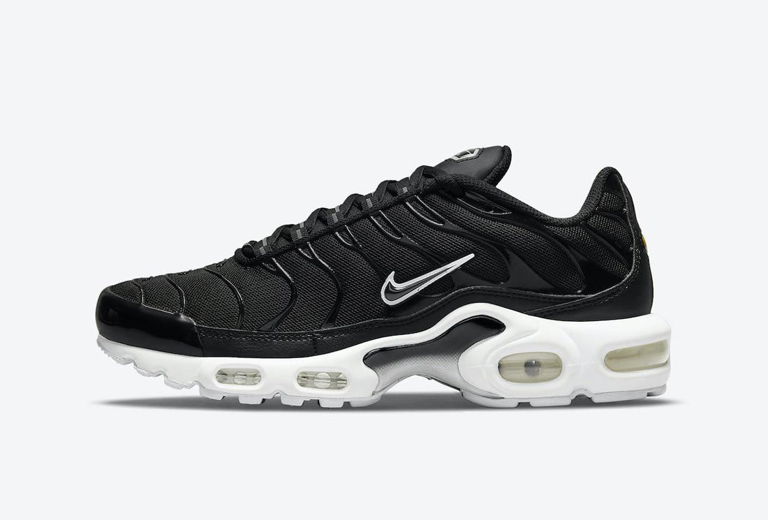 air max plus black with clear bottom
