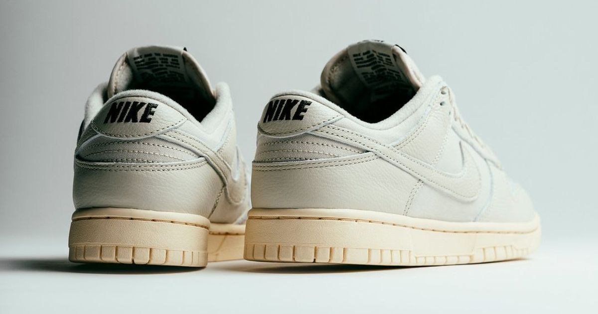 dunk low light brown