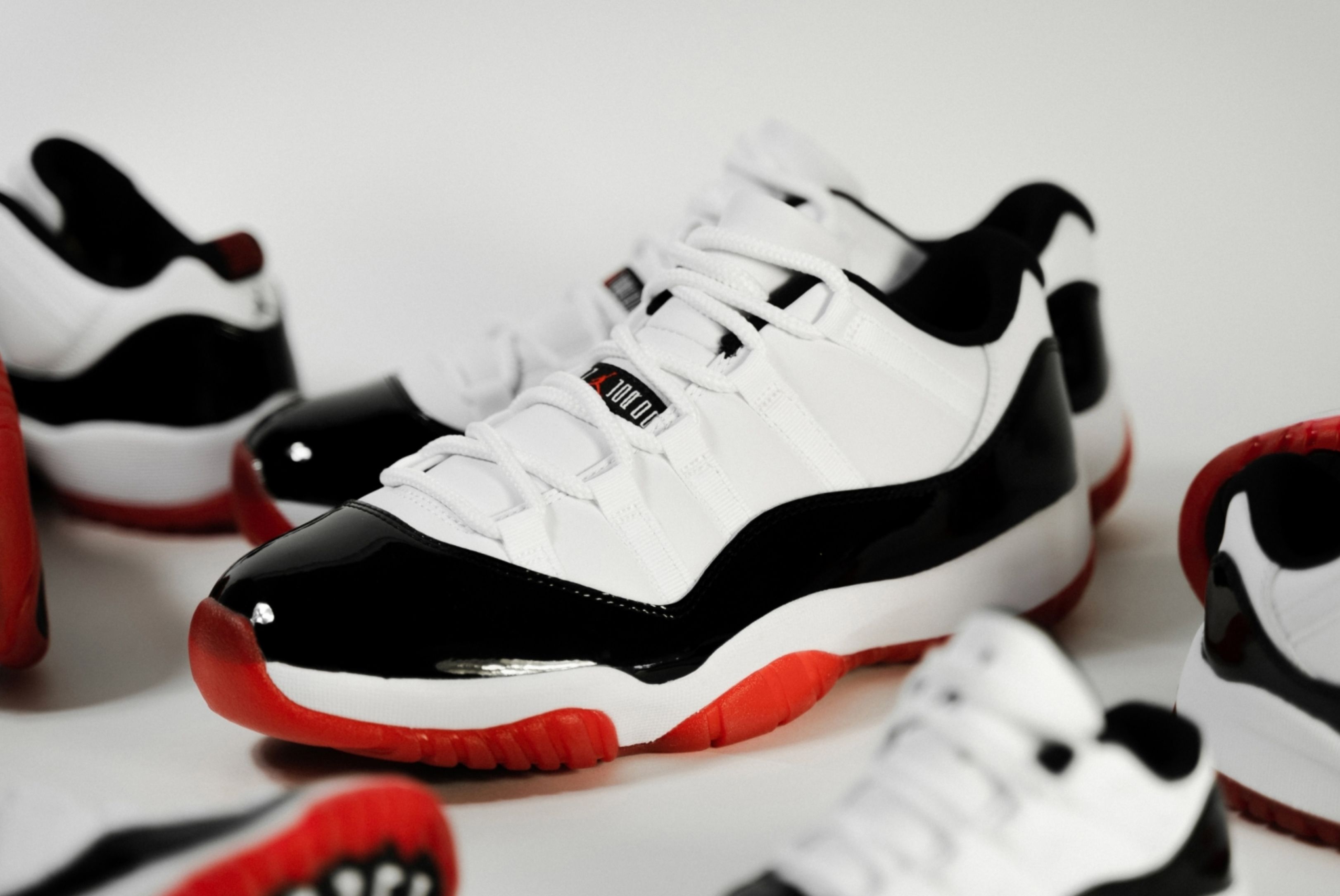 Jordan bred clearance 11 white