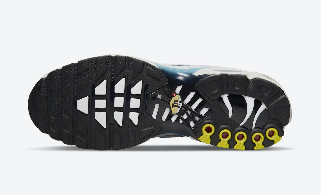 The Nike Air Max Plus Clears Its Cages - Sneaker Freaker