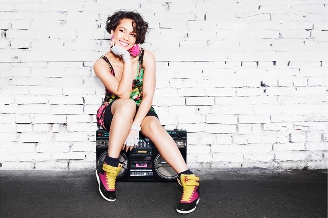 Alicia Keys Reebok Freestyle Wedge Promo4 1