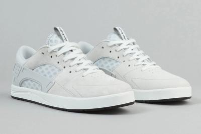 Nike Sb Eric Koston Huarache Shoes Summit White Pure Platinum Black 3