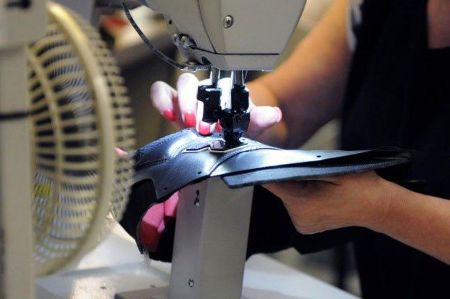 New Balance Sneaker Stitching 1