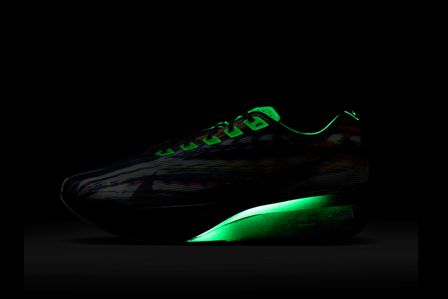 極美品　Nike VaporFly 4 light trails ナイキ　27 Nike ZoomX Vaporfly Next% 4 Premium Light Trails - IB8167-999