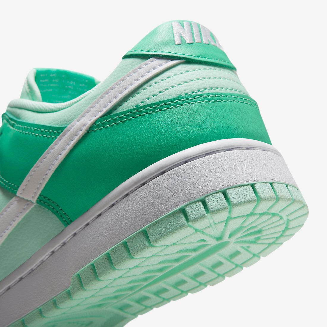 the-nike-dunk-low-mint-foam-is-here-to-refresh-your-rotation-DJ6188-301