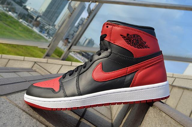 Air Jordan 1 High OG (Bred) 2013 Retro - Releases 