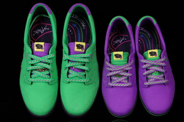 Nike Stinkween Pair 1 1