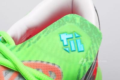 Nike Kd Vi Supreme Dc Heat Pack Tongue Detail 1