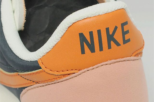 Nike Tailwind Seaweed Rust 1