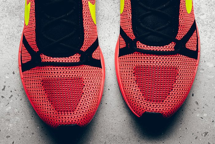 Nike Duel Racer Crimson Volt 1