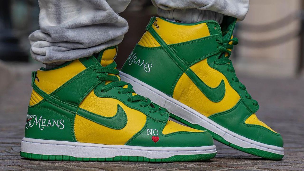 Ondular doblado grano On-Foot: Supreme x Nike SB Dunk High 'Brazil' - Sneaker Freaker