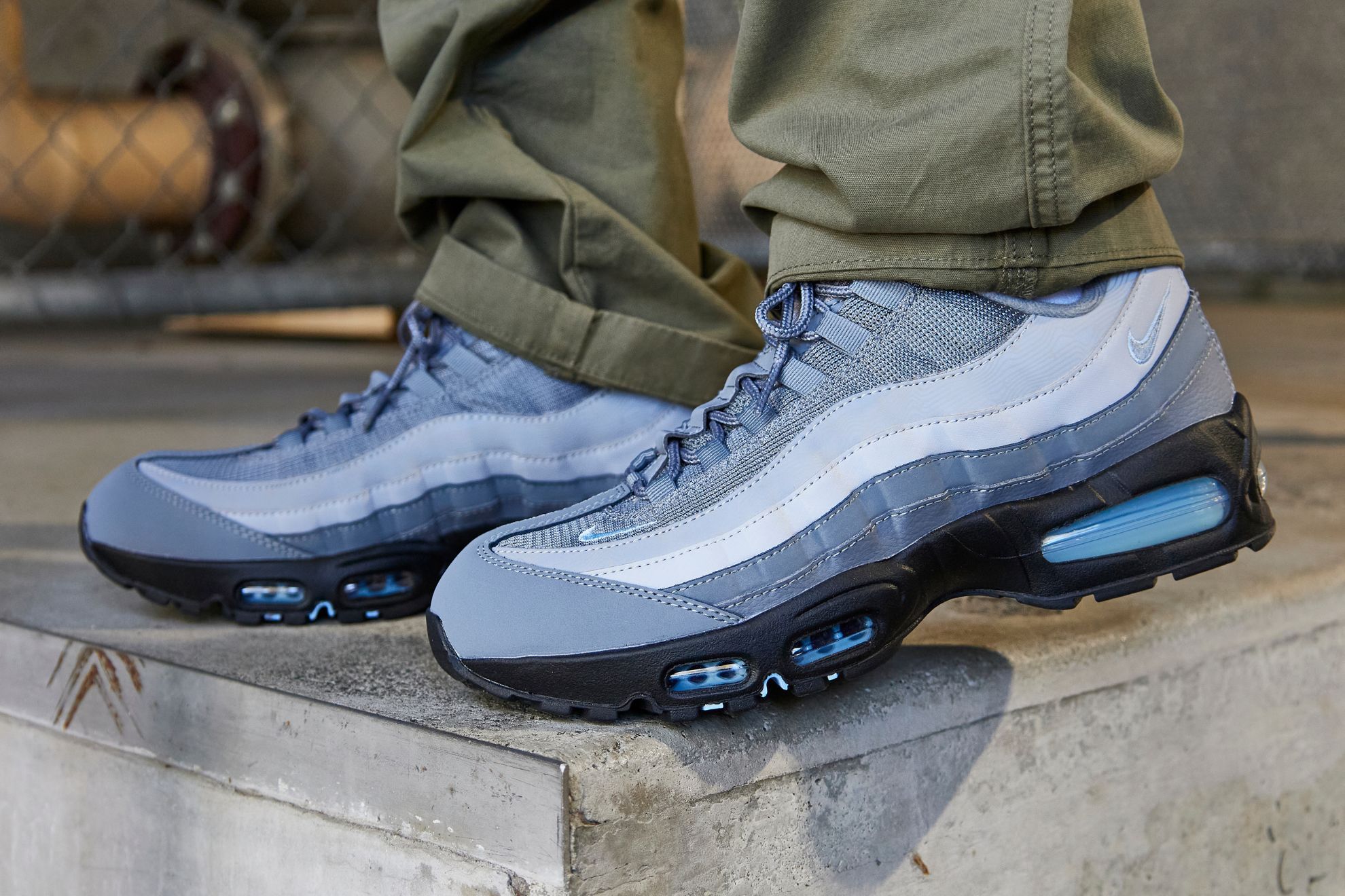 blue and grey 95s