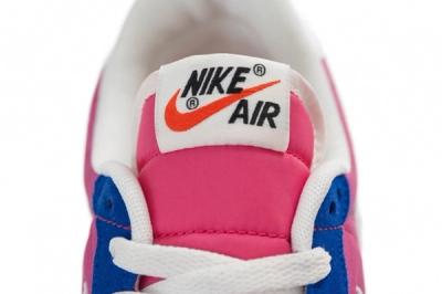 Nike Wmns Air Vortex Vntg Pink Tongue Detail 1