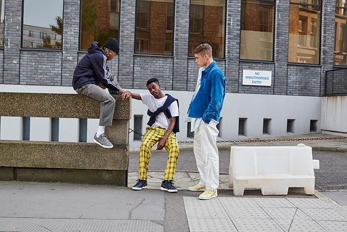 Adidas continental 8 hot sale grey yellow