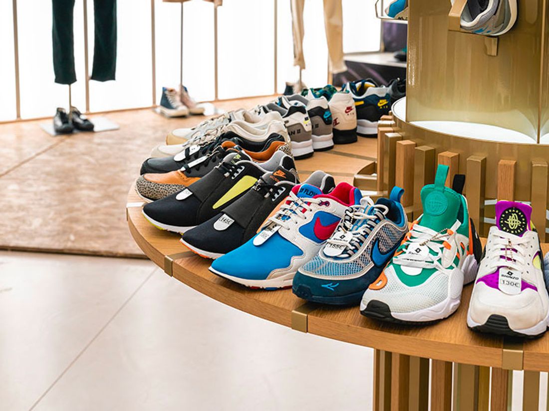 LOUIS VUITTON NBA collaboration Trocadero Sneaker Slip-on shoes