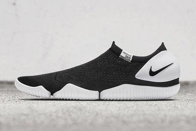 Nike Aqua Sock 360 Black White 2