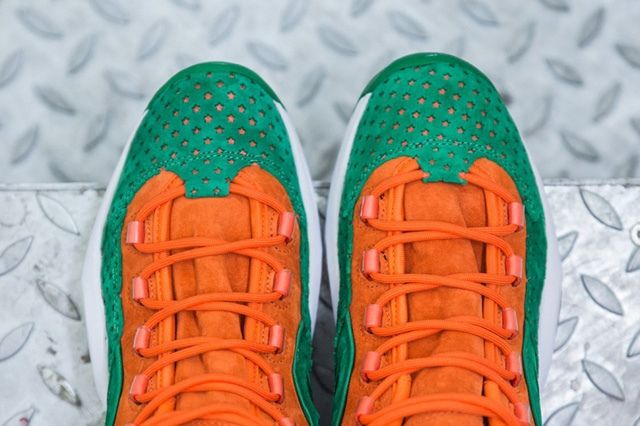Sneakersnstuff X Reebok Question Mid 15 Stars 4