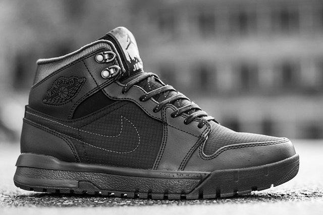 Air Jordan 1 Trek 2013 3
