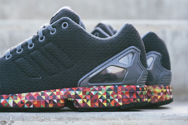 adidas Zx Flux (Onix) - Releases