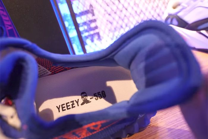 fake yeezys chinatown