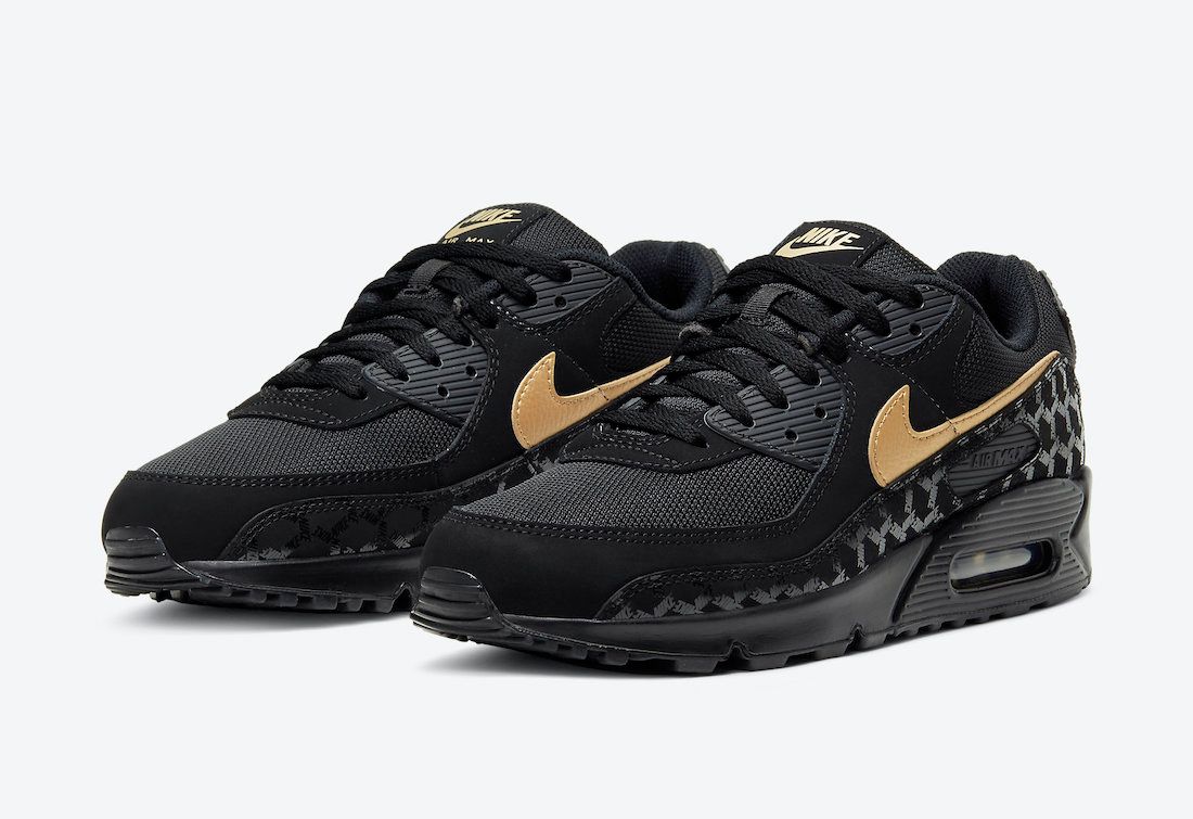 black and gold air max