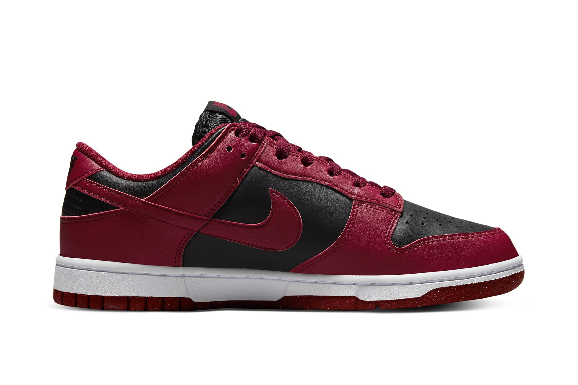 Nike's nike sb red black Sustainable Dunk Low Next Nature Appears in Red and Black