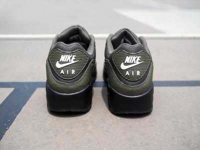 Nike Nike x colette The Away Project Olive Black JD Sports