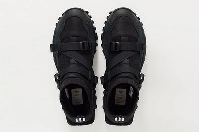 Hyke Adidas Seeulater Black 1
