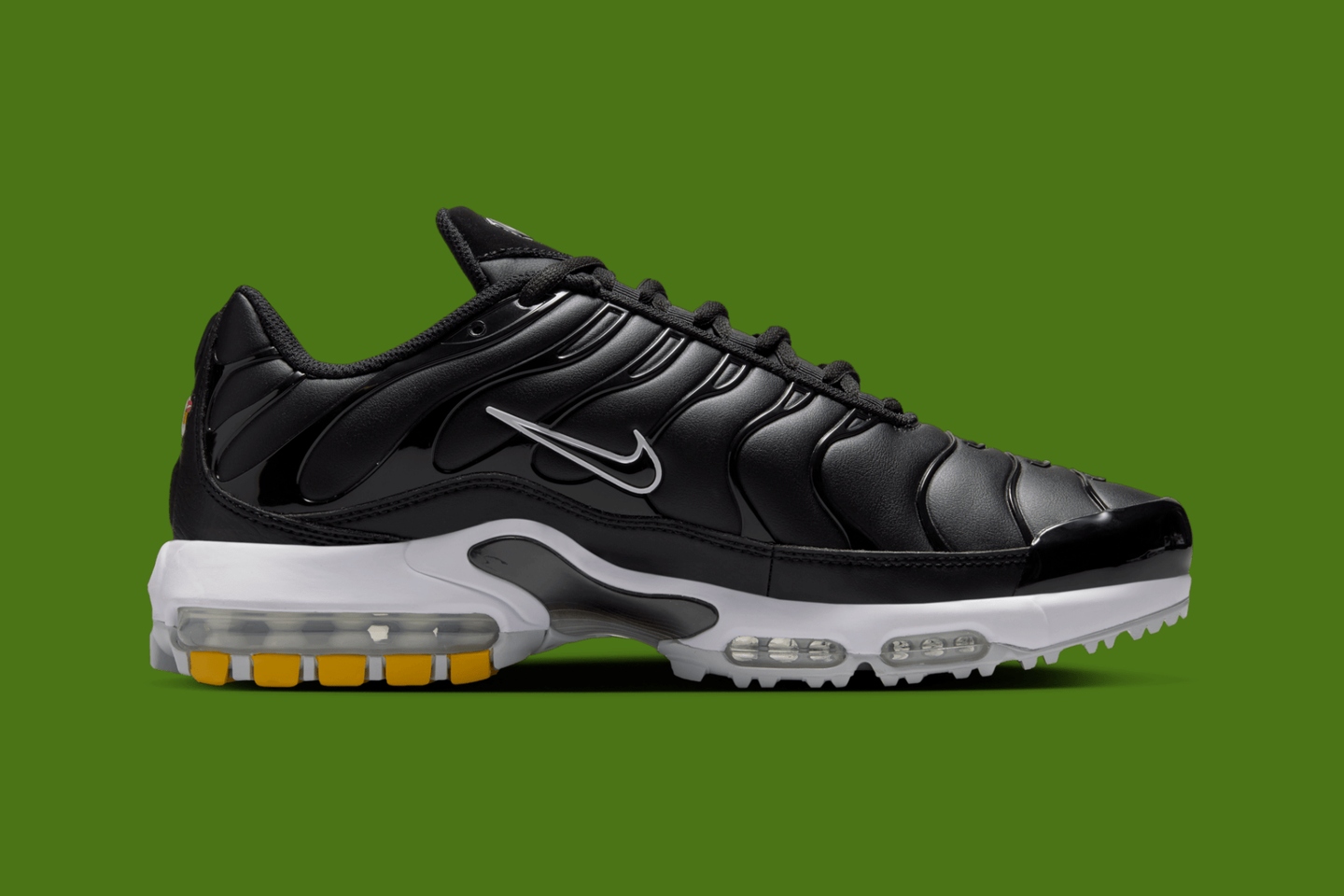 The Nike Air Max Plus Goes Golfing Releases