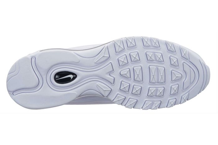 The Nike Air Max Deluxe Returns in ‘Triple White’ - Sneaker Freaker