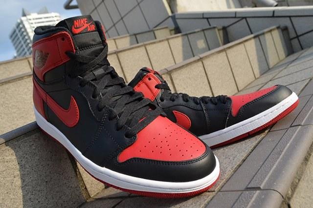 Air Jordan 1 High OG (Bred) 2013 Retro - Releases 