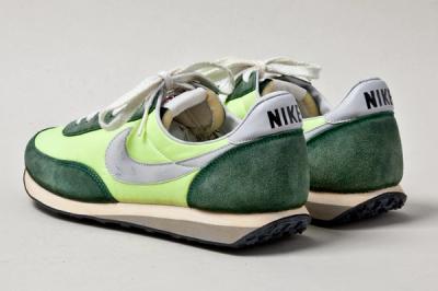 Nike Elite Vintage Fluro Green Heels 1