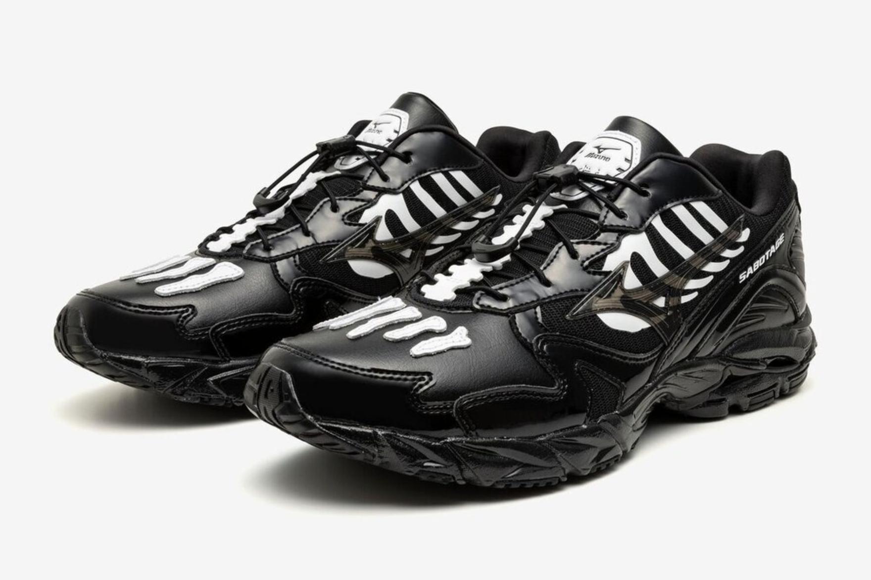 SBTG x Mizuno Wave Rider 10