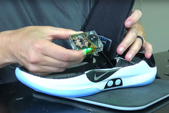 Inside The Nike Adapt Bb Whats Inside