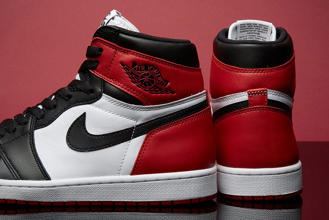 Nike AIR JORDAN 1 \"Black Toe\" 2016年製 Jordan 1 Retro Black Toe (2016) Men's - 555088-125 - US