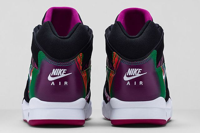 Nike Air Tech Challenge Hybrid 4