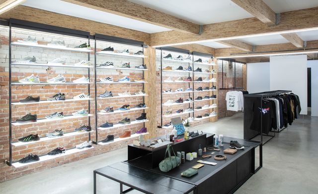 sneaker release canada