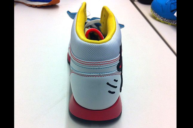 Keith Haring Reebok Cl Leather Mid Lux 12 White Red Heel 1