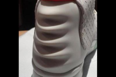 Nike Air Yeezy 2 4 1