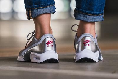Nike Air Max Jewell Womens Silver Bullet