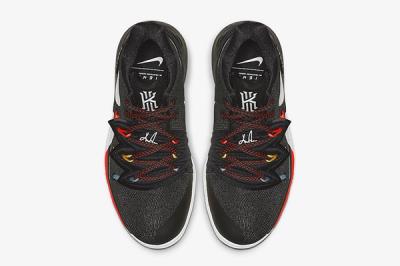 Nike Kyrie 5 Friends Aq2456 006 Release Date Top Down