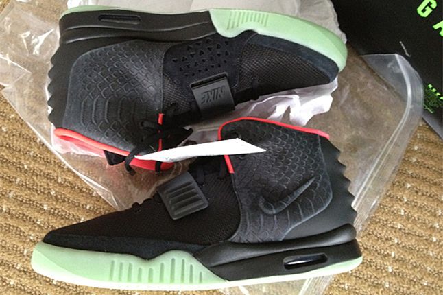 Nike Air Yeezy 2 Up Close Look 091 1