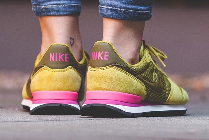 Nike Internationalist Wmns Peat Moss Releases