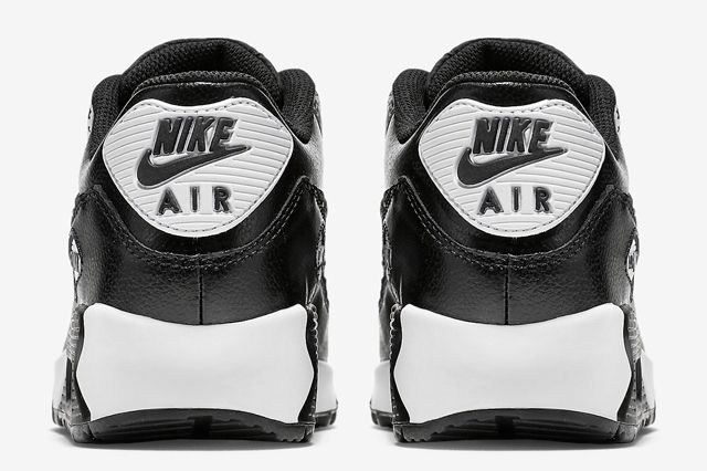 Nike Air Max 90 Gs Blackblack White4