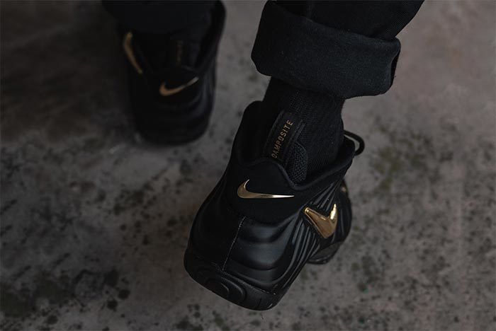 Nike Foamposite Black Gold 2