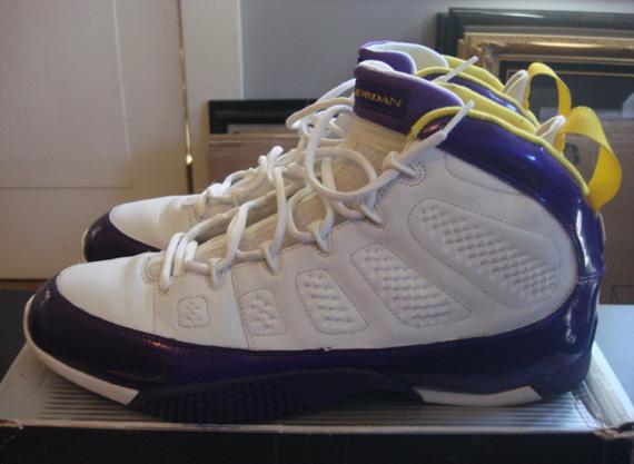 Randy Moss Air Jordan 11 PE 