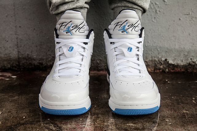 Jordan flight legend blue hotsell