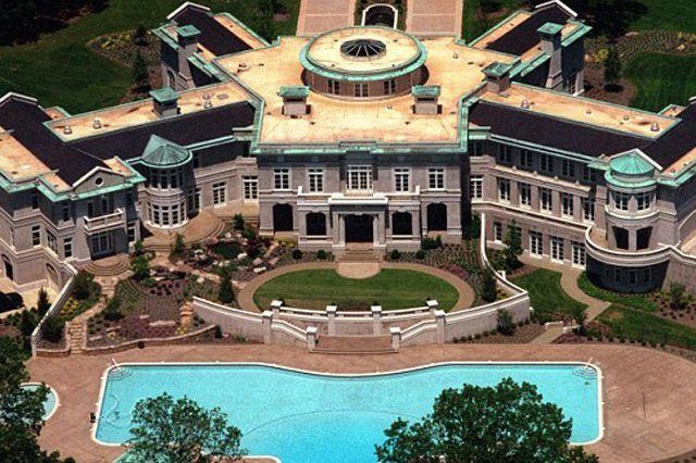 Rick Ross Buys Georgia Mansion