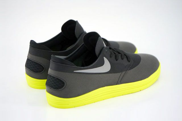 Nike Sb Lunar Oneshot Black Reflect Silver Volt Heel